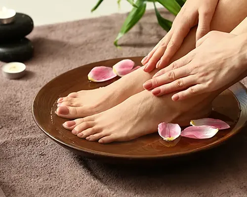 MERCI NAIL LOUNGE
